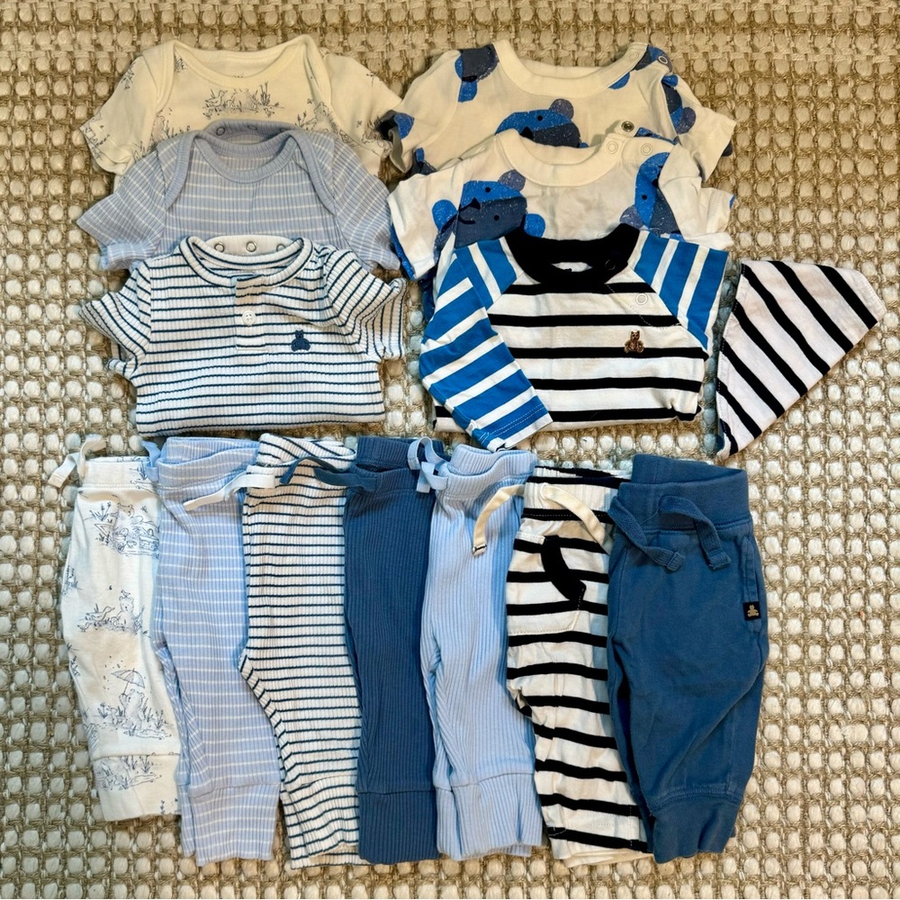 Gap Baby Mix & Match Brennan’s Favorites 0-3M Onesies, Pants, Bib
